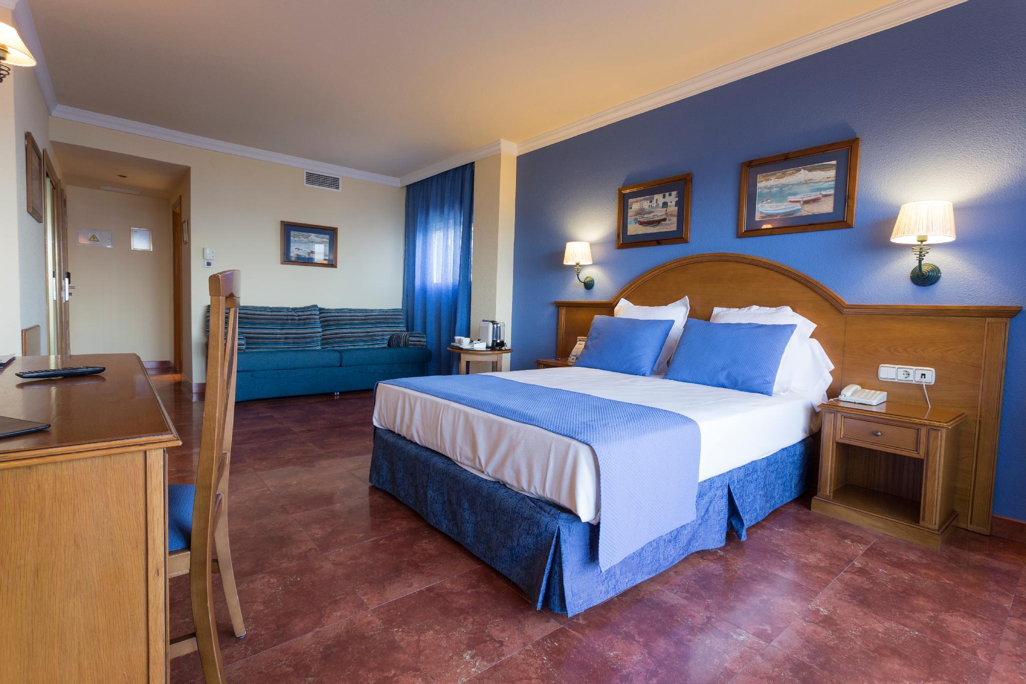 Hotel Isabel 4*